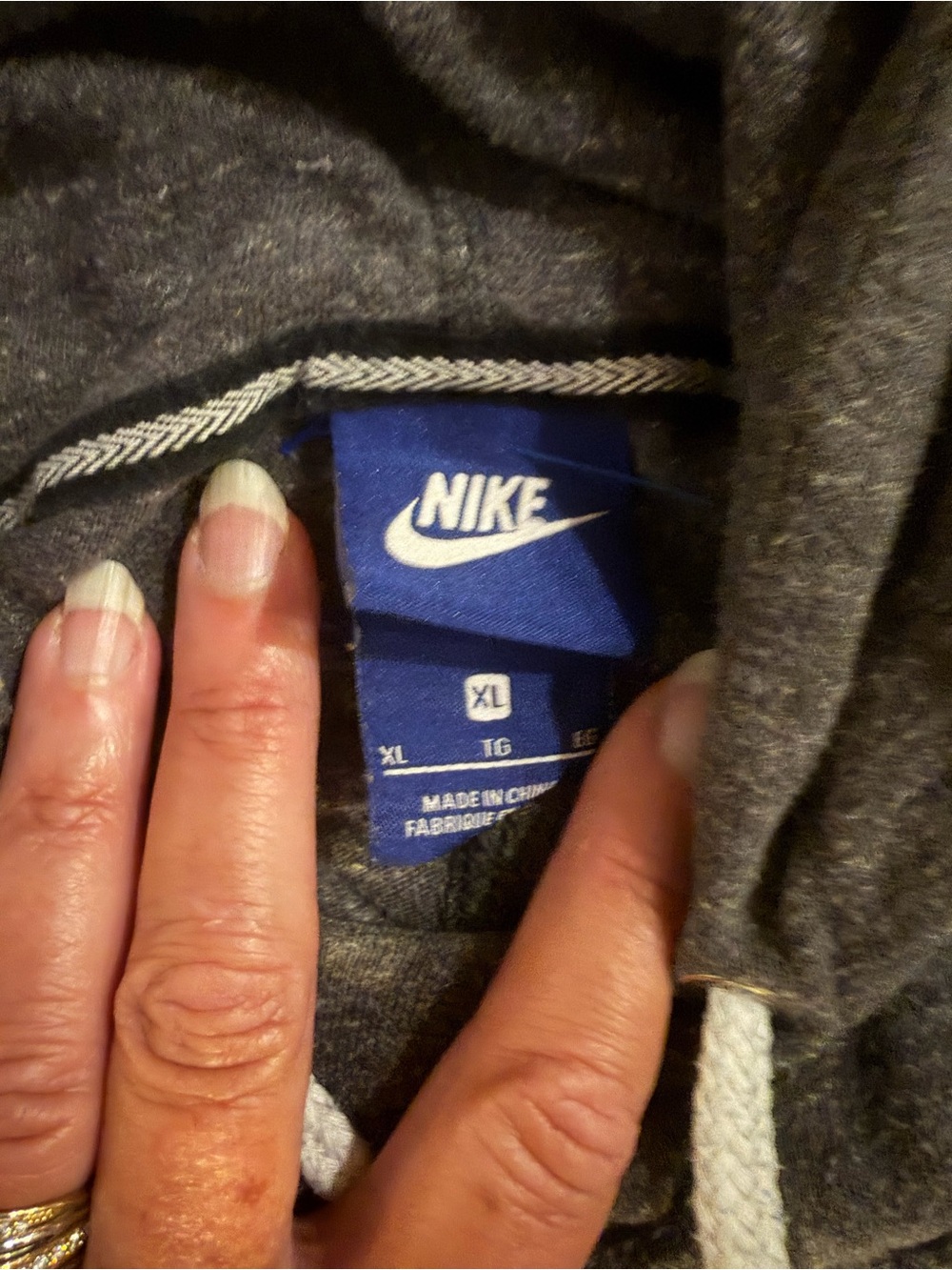 Nike Lightweight Pullover Hoodie in a heathered charcoal/dark gray size XL - Picture 3 of 11